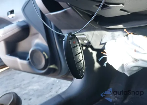 2021 Nissan Kicks Sv Xtronic Cvt z USA, uszkodzony, nr VIN 3N1CP5CV2ML513078